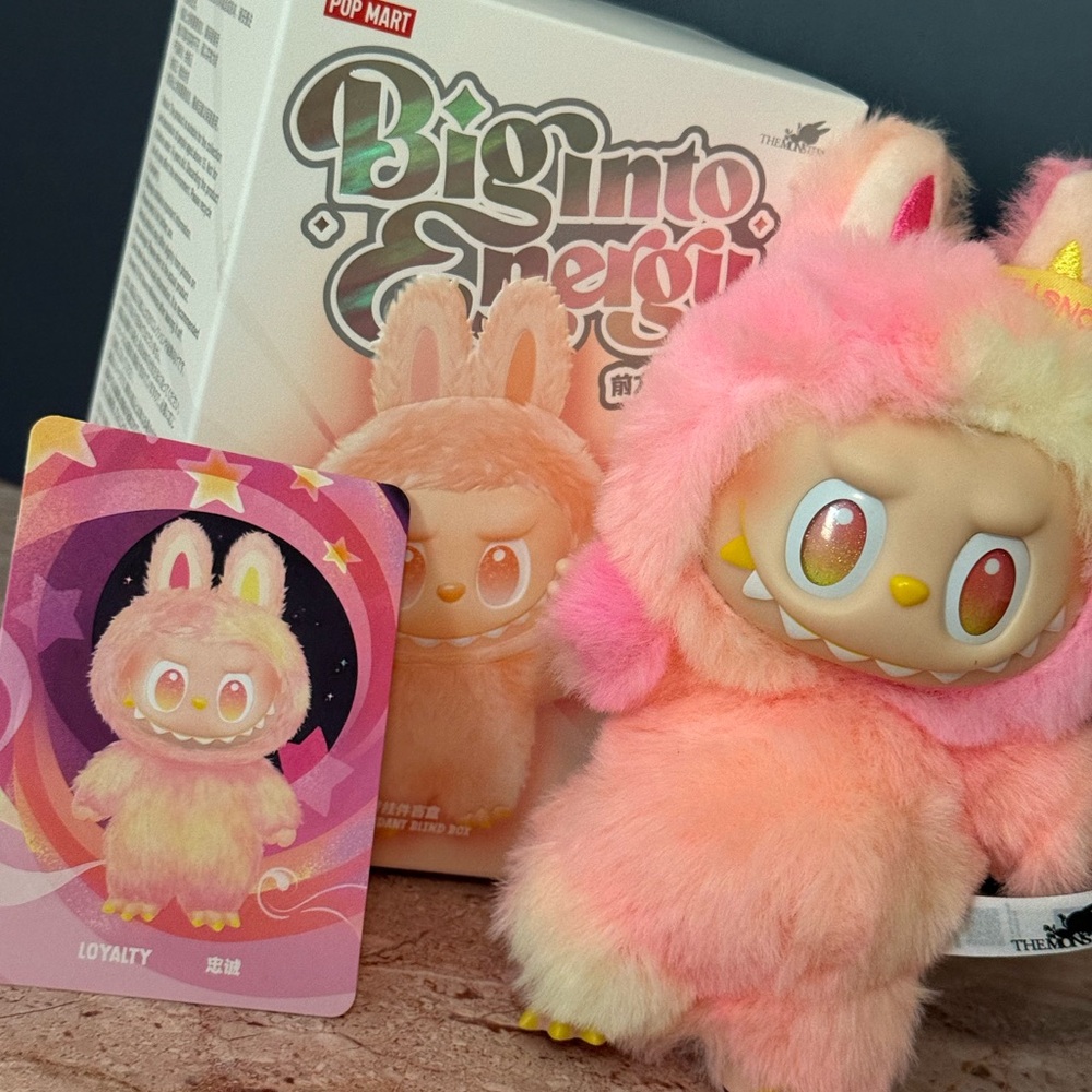 New Pop Mart Big Into Energy Vinyl Plush LOYALTY